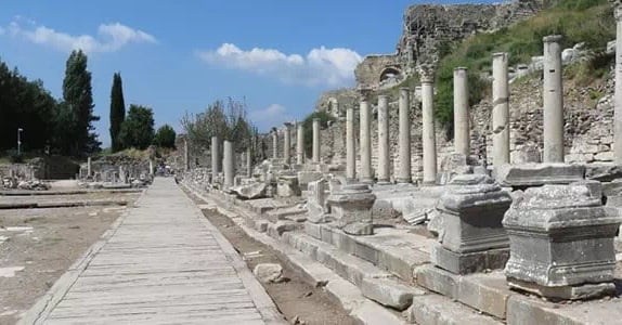 Efesus zájezdy z Kusadasi přístavu