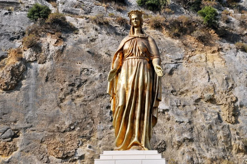 Golden statue of the Virgin Mary near Ephesus