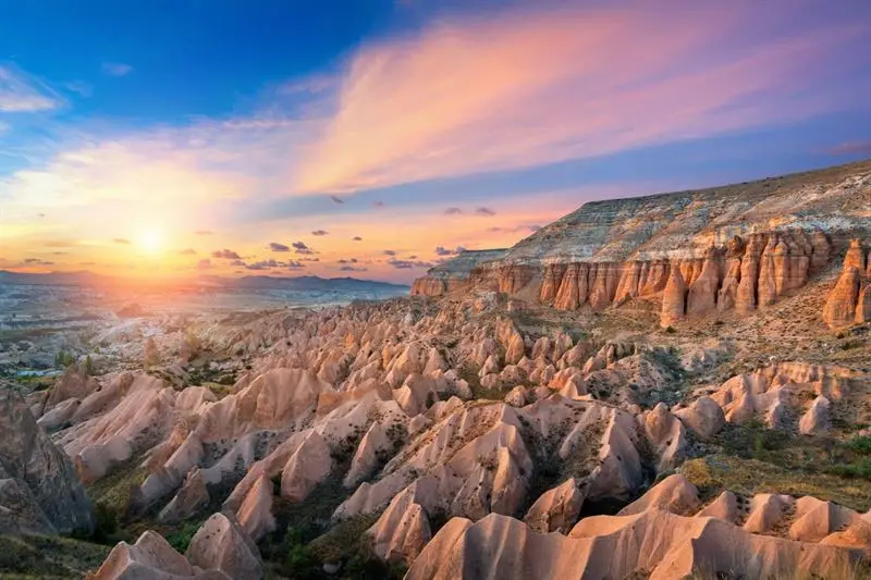 Red Valley and Rose Valley